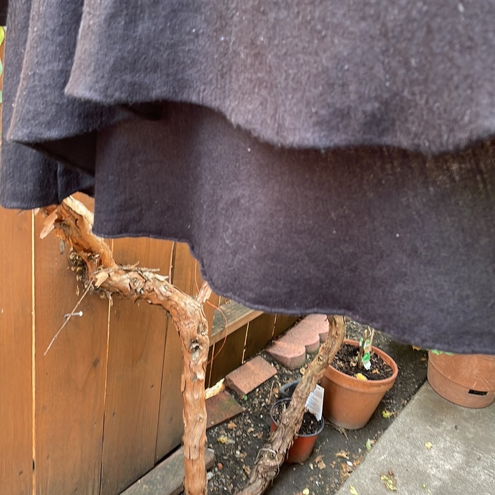 Sweater . - Picture 2 of 4